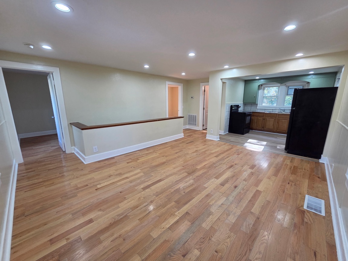 530 B Broad Street - 1